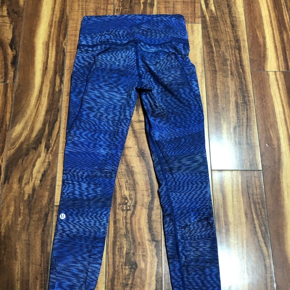 Lululemon Fast & Free 7/8 Tight II *Nulux 25"
Linear Flux Light - Picture 7 of 12